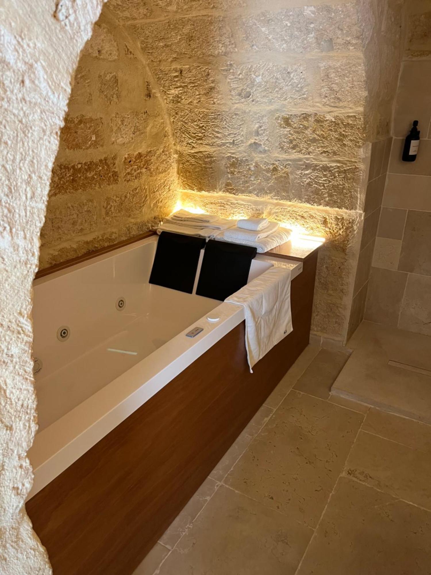 Dimora Grottacielo Apartamento Polignano a Mare Quarto foto